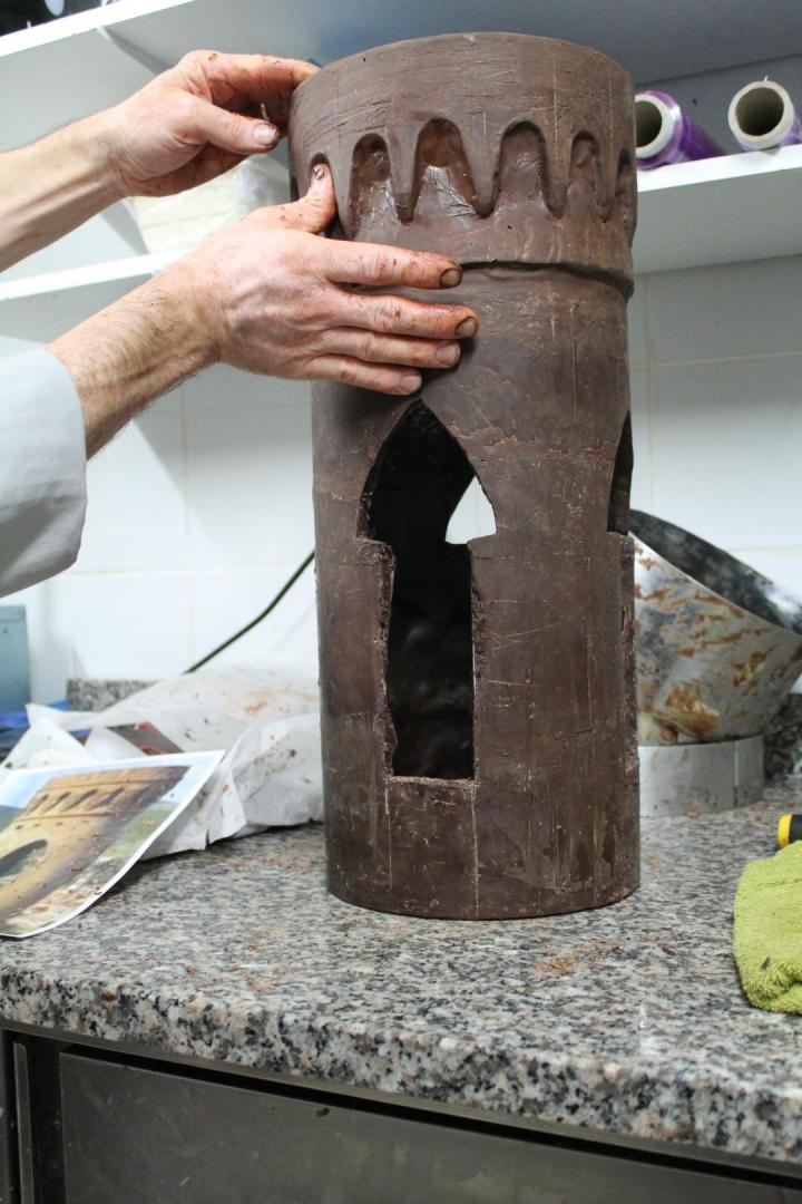 Fabrication de la tour GUISQUET https://www.lagateriecevenole.com/